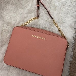 Michael Kors Jet Set Crossbody